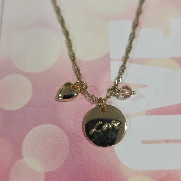 Romantic Gold Love Necklace w/ Heart Charm – Women’s Fashion Jewelry - Picture 3 of 6